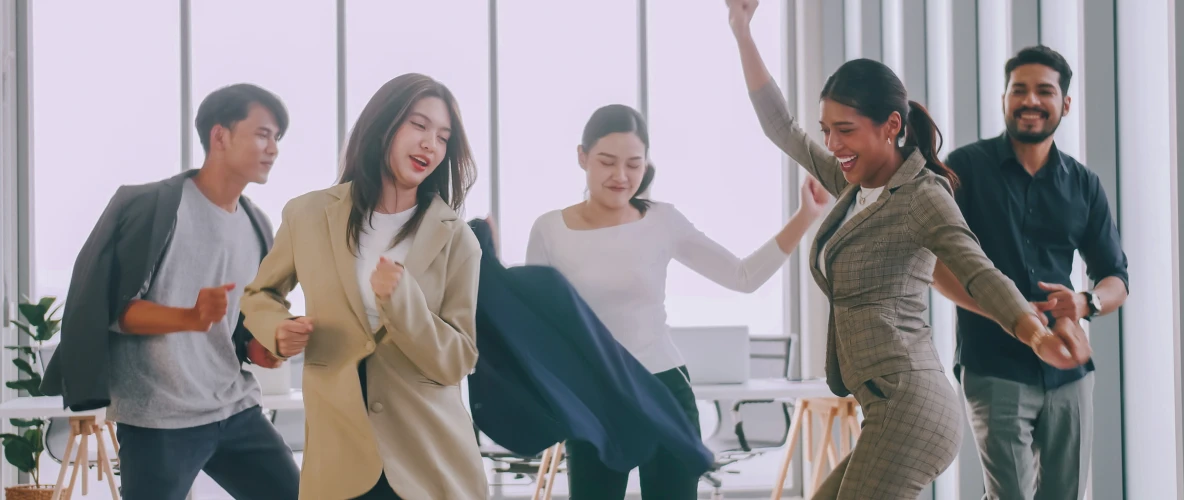 Share Your Company Culture and Integrate New Employees Into the Team - Onboarding Outsourced Employees: The Best Practices for Employers - Unient