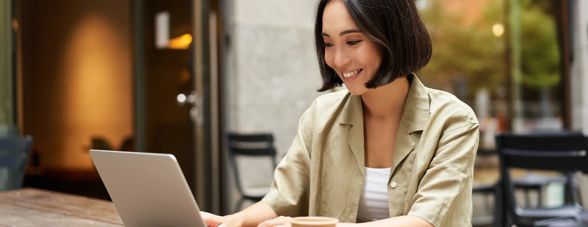 Set Realistic Expectations and Goals - 6 Effective Strategies for Managing Remote Teams This Holiday Season - Unient